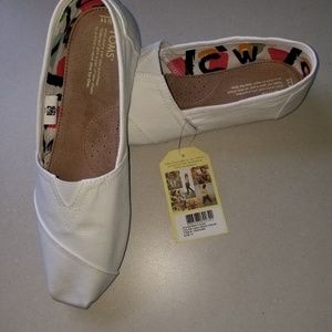 Tom's Women's Classic Canvas